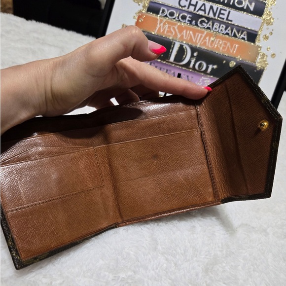 Authentic Louis Vuitton Monogram Elise Compact Trifold Wallet - Vintage - Picture 2 of 5